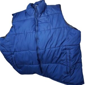 Old Navy Men's Deep Blue Quilted Vest.